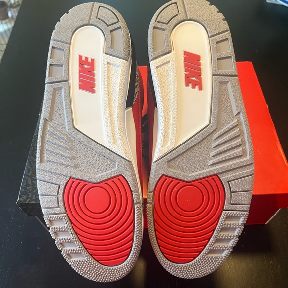 Air Jordan 3 retro SE “united” never worn - Picture 2 of 9